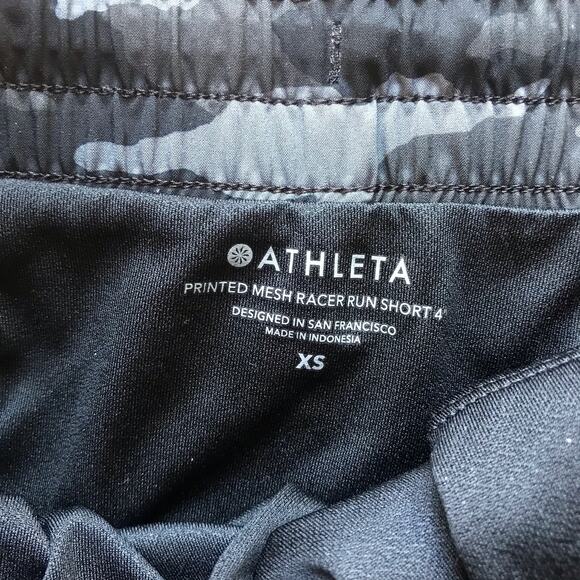 Athleta Mesh Racer Run Short 4" Camo Black Gray Women's Size XS - Picture 7 of 9
